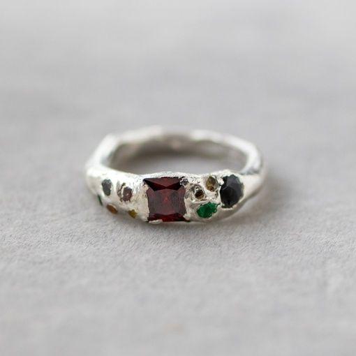 Кольцо свободной формы